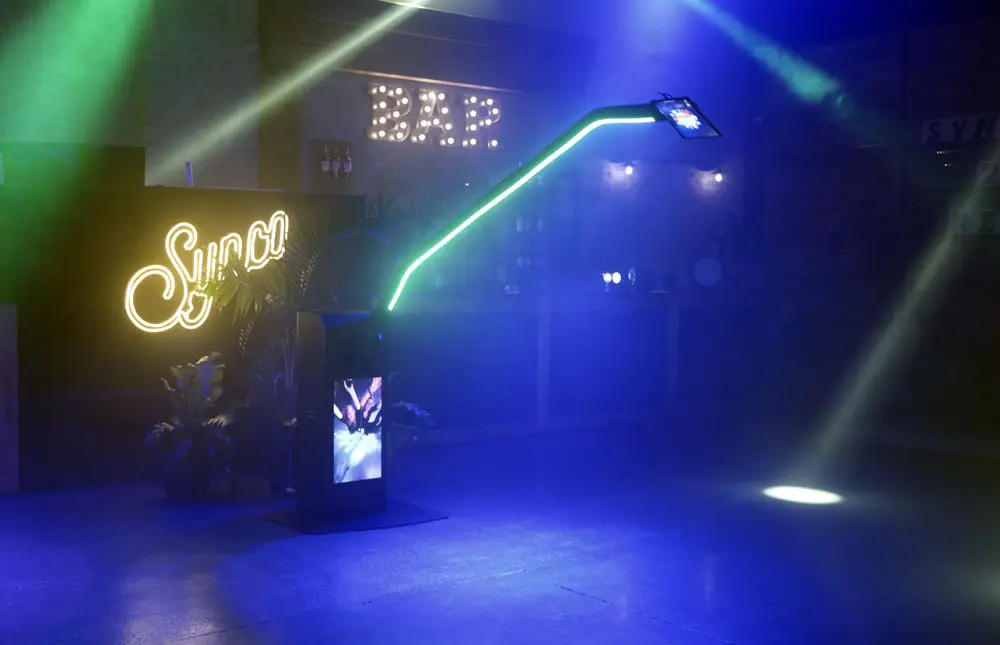 עמדות צילום מדליקות לאירועים