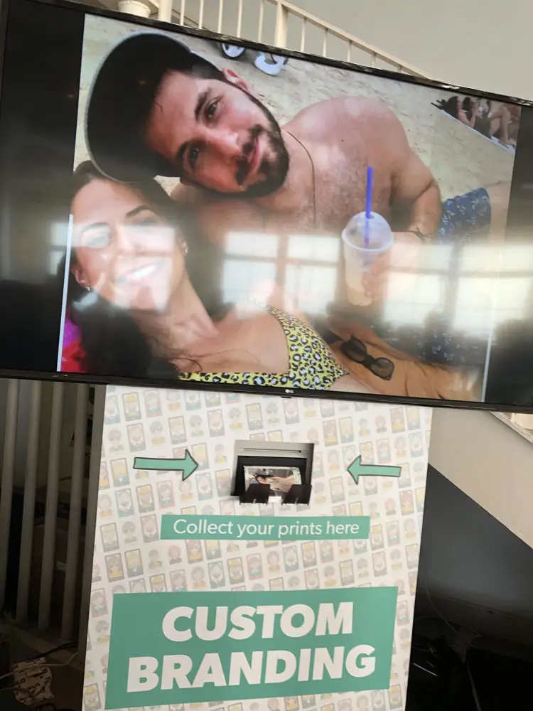 עמדות צילום סלפי לאירועים 2