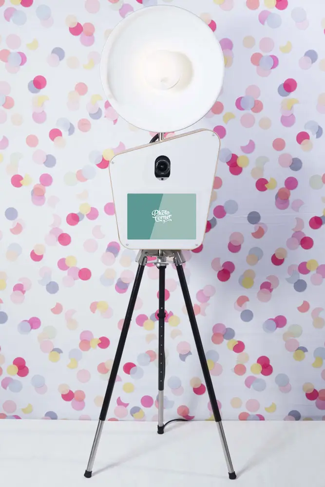 עמדת צילום לאירועים retro