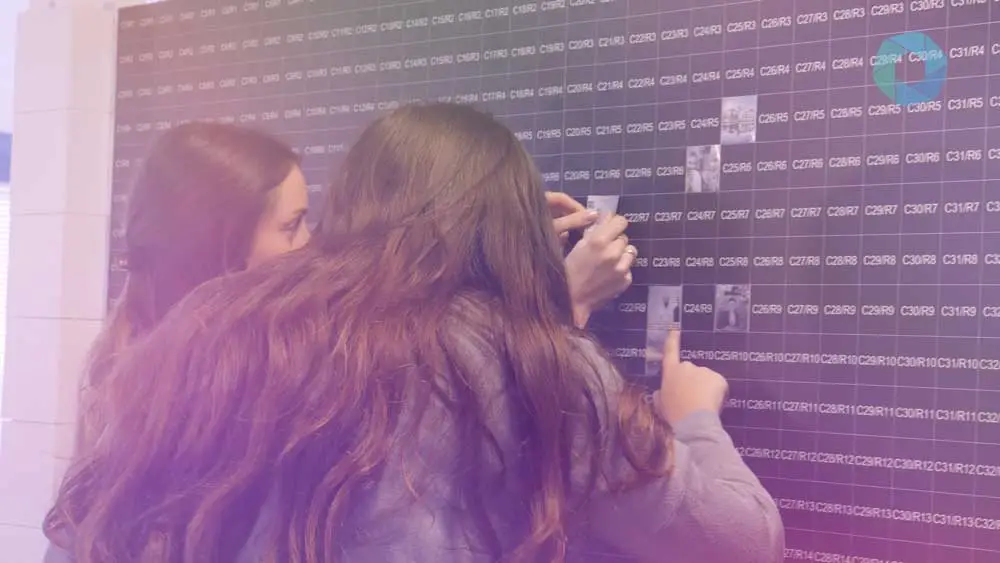 קיר תמונות לאירועים עסקיים טאגבוס